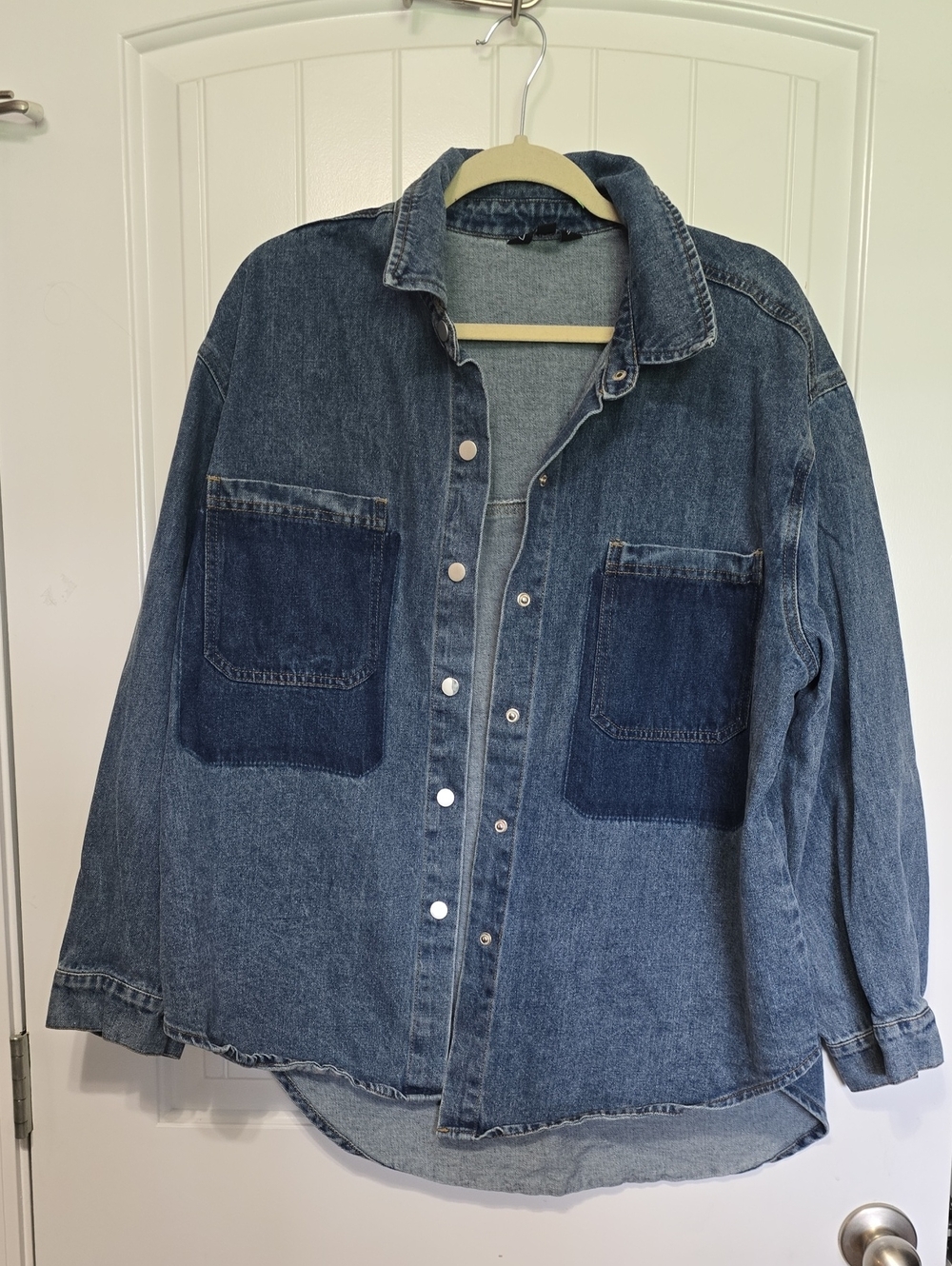 DAVI & DANI Two-Tone Blue Denim Shirt Jacket